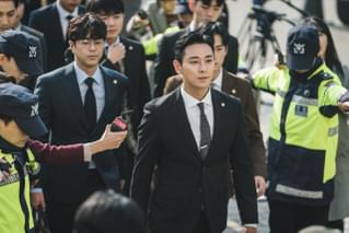 ハイエナ 弁護士たちの生存ゲーム