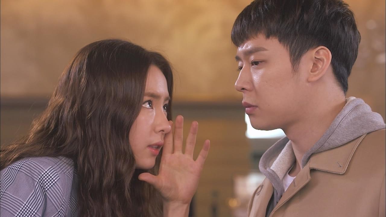 匂いを見る少女