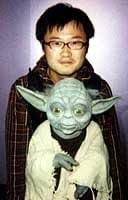 筆者近影。ヨーダと一緒に