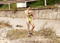 アブない言動を連発するボーラット