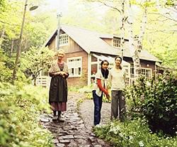 豊かな自然の中でのおばあちゃんとの生活が、 まいの心を癒し、成長させていく