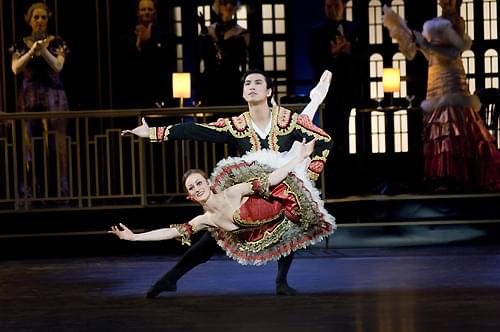 ダンスを通して、美しい人生の物語が綴られる