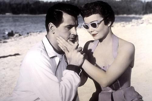 ジェーン・ワイマン（右）とロック・ハドソン。翌年も 2人はサーク監督の「天はすべて許し給う」に揃って主演