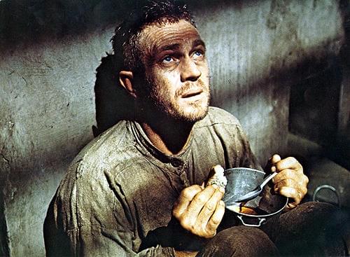 何度投獄されても絶対に諦めない パピヨン(マックィーン)