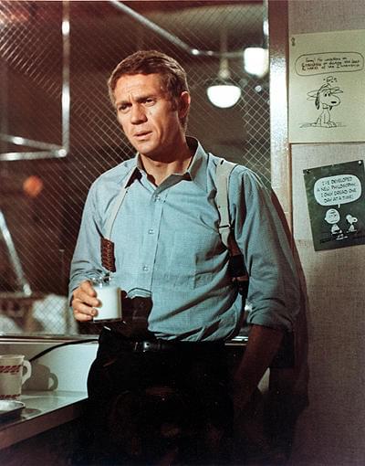 「ダーティハリー」「フレンチ・コネクション」 の先駆けとなった刑事アクション映画の金字塔