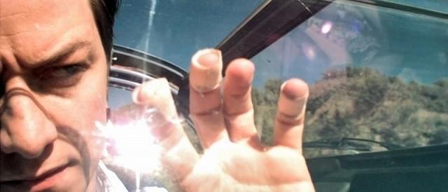 「トランス」の一場面