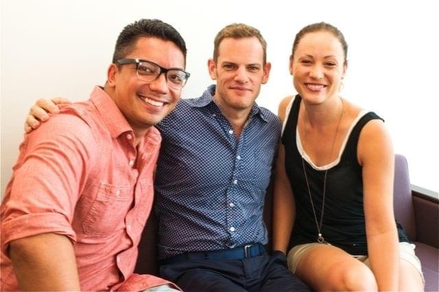 左からジョン、カート、デイナ