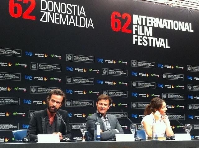 サン•セバスチャン国際映画祭での「Une nouvelle amie」記者会見の様子