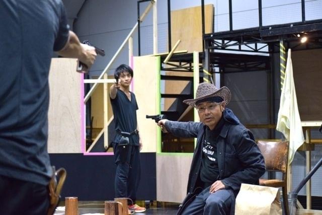 悪役を演じる田口浩正