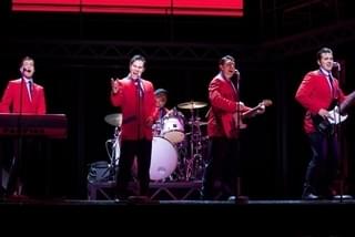 イーストウッドも脱帽の舞台版「ジャージー・ボーイズ」に拍手喝采！