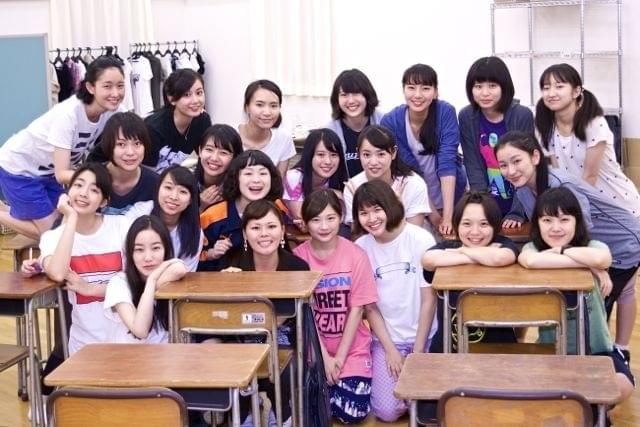 すでに活躍している新進女優から現役女子高生まで、個性豊かな21人