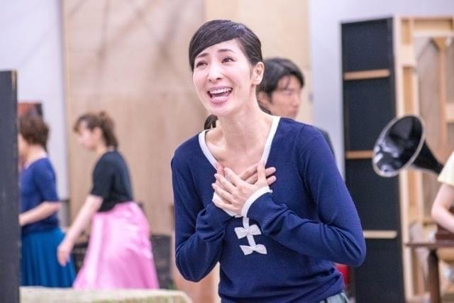 「じっとしていられない」イライザ（真飛）