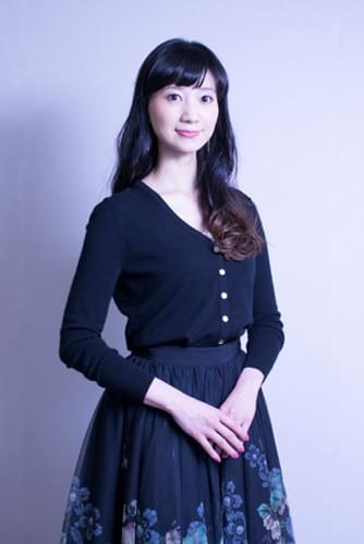 撮影:若林ゆり ヘアメイク:山下由花 スタイリスト:池田未来 衣裳:TED BAKER(テッドベーカージャパン)