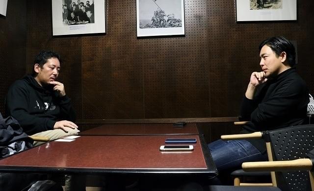 オリジナル企画について語る入江監督