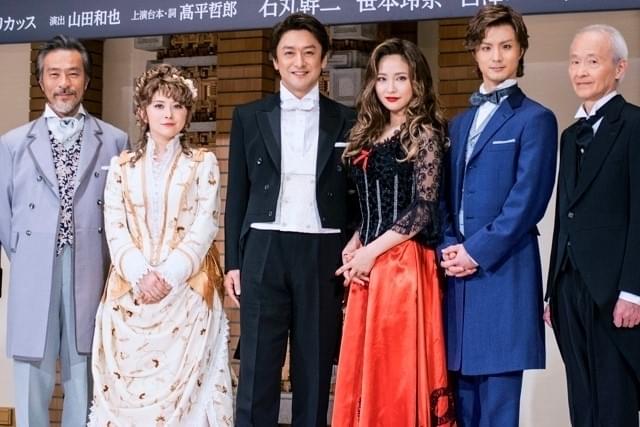 左から、福井貴一、宮澤エマ、石丸幹二、笹本、田代万里生、花王おさむ