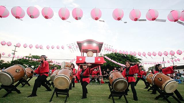 「盆唄」を通して結ばれる福島県双葉町の人々とハワイの日系人たち