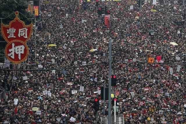 6月16日のデモの様子