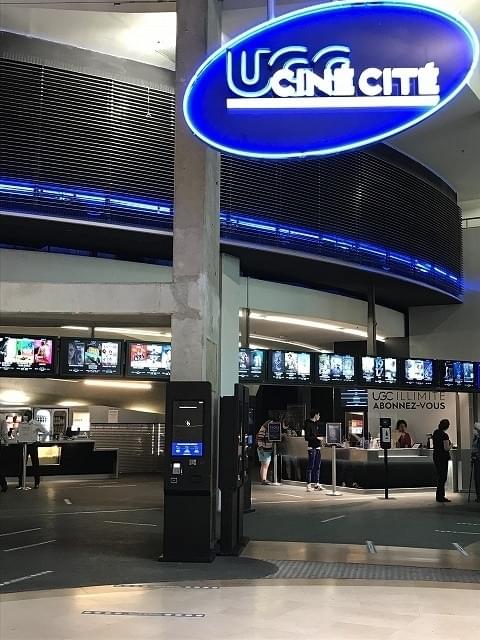 パリの代表的なシネコンUGC CINE-CITE LES HALLES