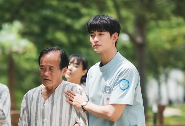 人気俳優キム・スヒョンが主人公ムン・ガンテ役を演じた