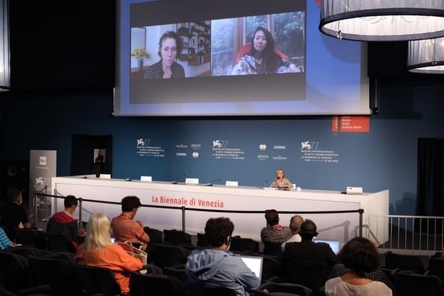 金獅子賞「ノマドランド」会見の模様