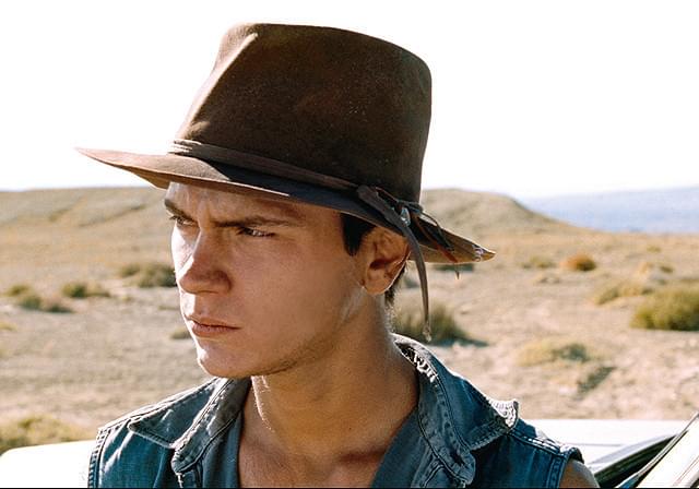 「ダーク・ブラッド」