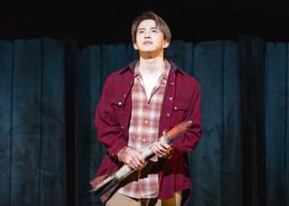 ミュージカル「October Sky －遠い空の向こうに－」でロケット級の急成長を見せる甲斐翔真が追う夢！