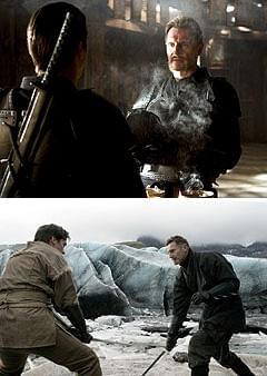 ブルース・ウェイン(左)を同志として迎え、 訓練を施すデュカード