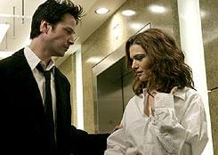 コンスタンティンとレイチェル扮するアンジェラ