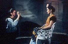 ジュリー・テイモア監督（左）とサルマ・ハエック