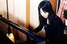 ピアノの演奏シーン