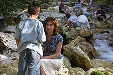 再婚、息子の世話 そして父親の看病と、大忙しのノラ