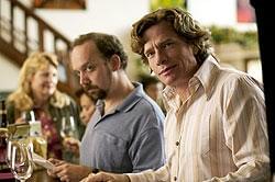 ジョージ・クルーニーが欲した役は、 トーマス・ヘイデン・チャーチ（右）が演じた