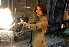 クレア・デーンズ