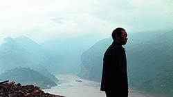 ダム建設によって多くを失った人々がいる