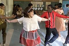 最初は全く踊れなかったニッキーが 見事なダンサーに変貌