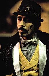 “折り紙”はオルモス自身のアイデア