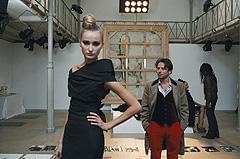 現場のアーティストの才能の掛け合いで 生まれていった