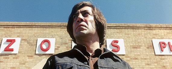 狙った獲物はどこまでも追い詰める最強の殺人者