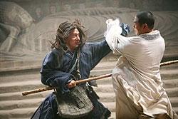 お気楽 VS シリアス!? ファン垂涎の夢の対決!