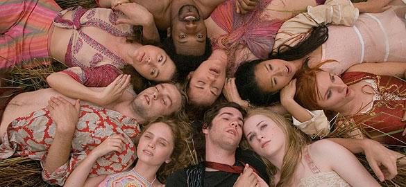 アニメーション、CG、ダンスなど、あらゆる技法を駆使して完成した自由な一作