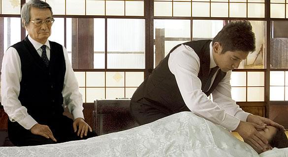 「納棺師をやりたい」という主演・本木雅弘の提案から始まった本作