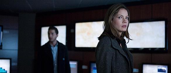 是が非でも息子サムを助けたいレイチェルは、命懸けで任務を遂行していくが…