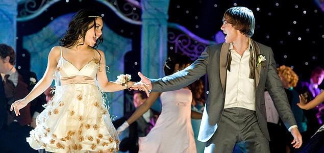 歌もダンスも豪華にバージョンアップ!