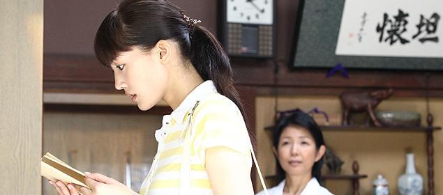 教師としての自分に迷う美香子。23歳の等身大の女性の姿が共感を呼ぶはず