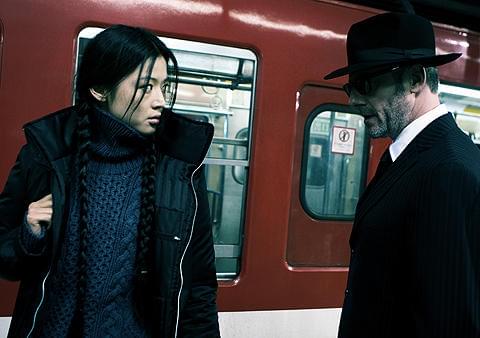 冒頭の地下鉄での戦いなど、原作アニメの再現度も高い