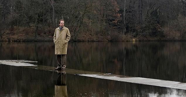 「イングリッシュ・ペイシェント」で組んだ故アンソニー・ミンゲラ（本作ではプロデューサー）から原作を渡されたという