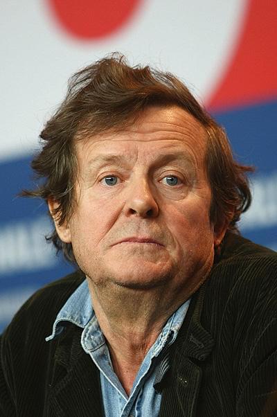 デビッド・ヘア 監督・脚本を務めた「ウェザビー」では ベルリン映画祭金熊賞を受賞している