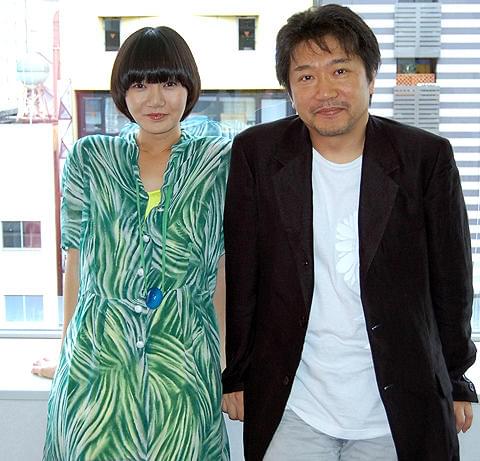 国や言葉を超えて、息の合ったコラボーションを見せた ペ・ドゥナ(左)と是枝監督