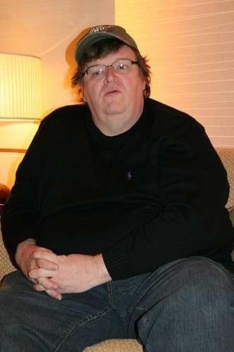 精力的に作品を撮ってきたムーア監督 少し休養が必要？