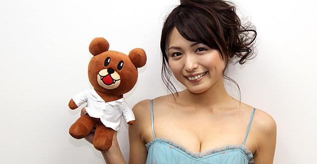 グラビアから女優まで幅広く活躍する川村ゆきえ